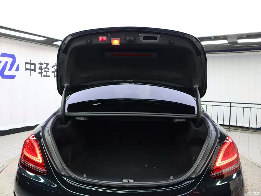 Mercedes-Benz C-Class, 2019 24