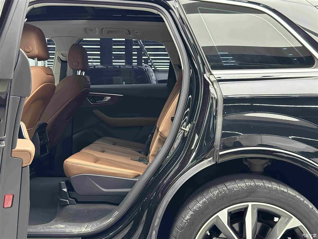 Audi Q7, 2023 7
