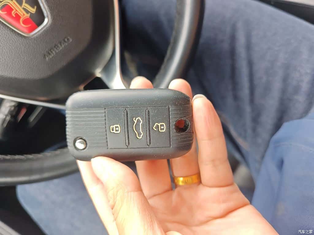 Roewe RX5, 2017 12