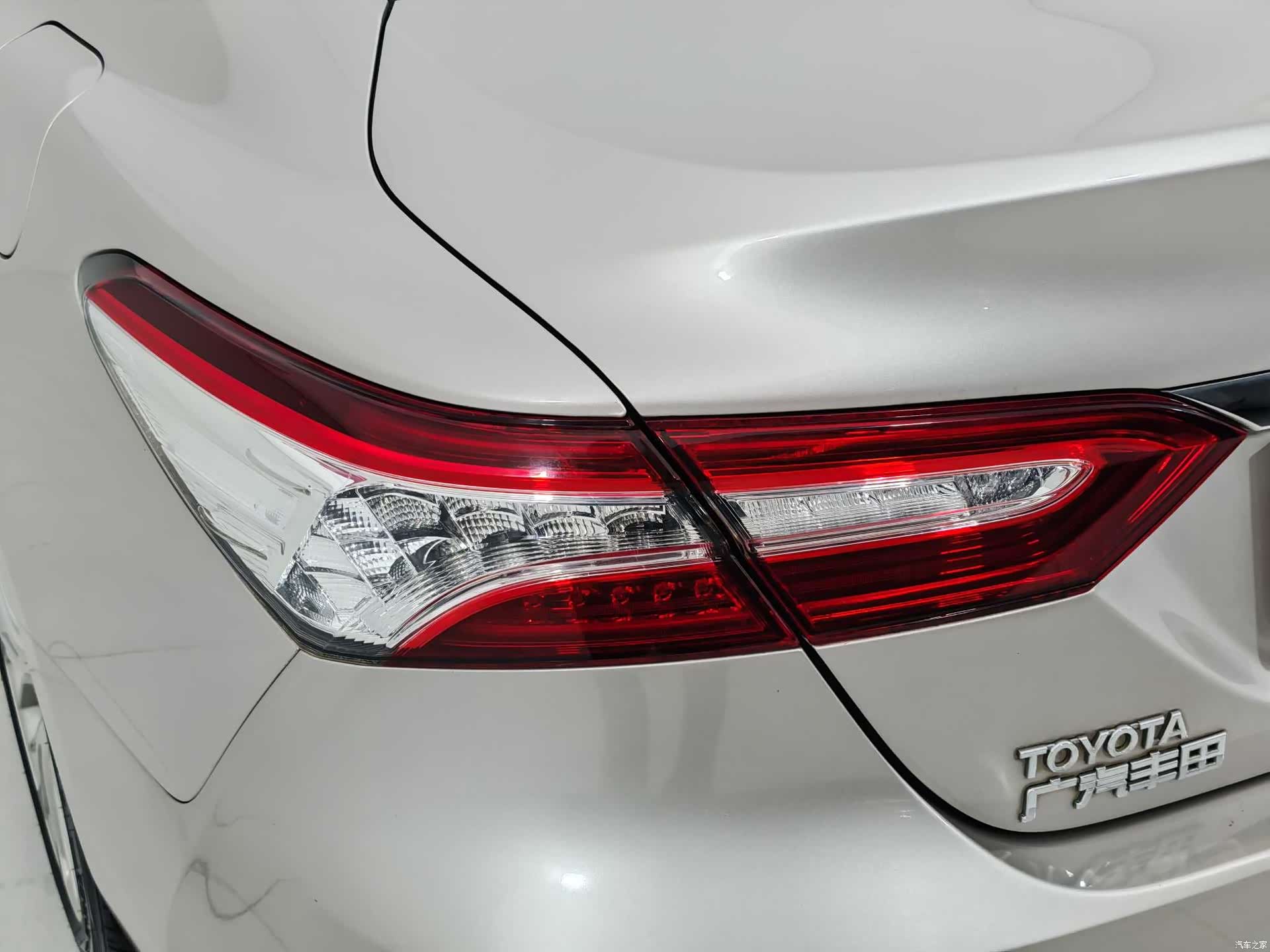Toyota Camry, 2018 13