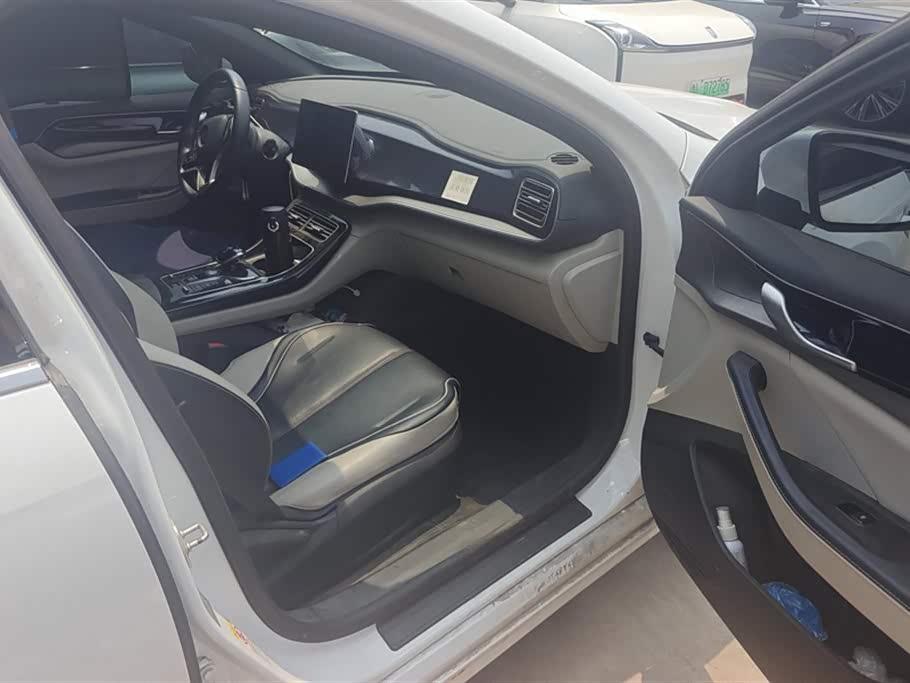 BYD Qin Yuan BYD Qin Yuan