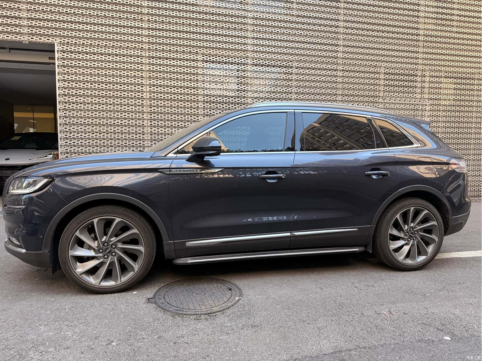 Lincoln Nautilus, 2022 6