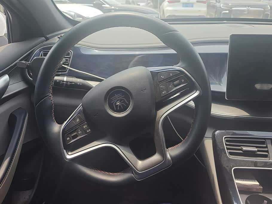 BYD Qin Yuan BYD Qin Yuan