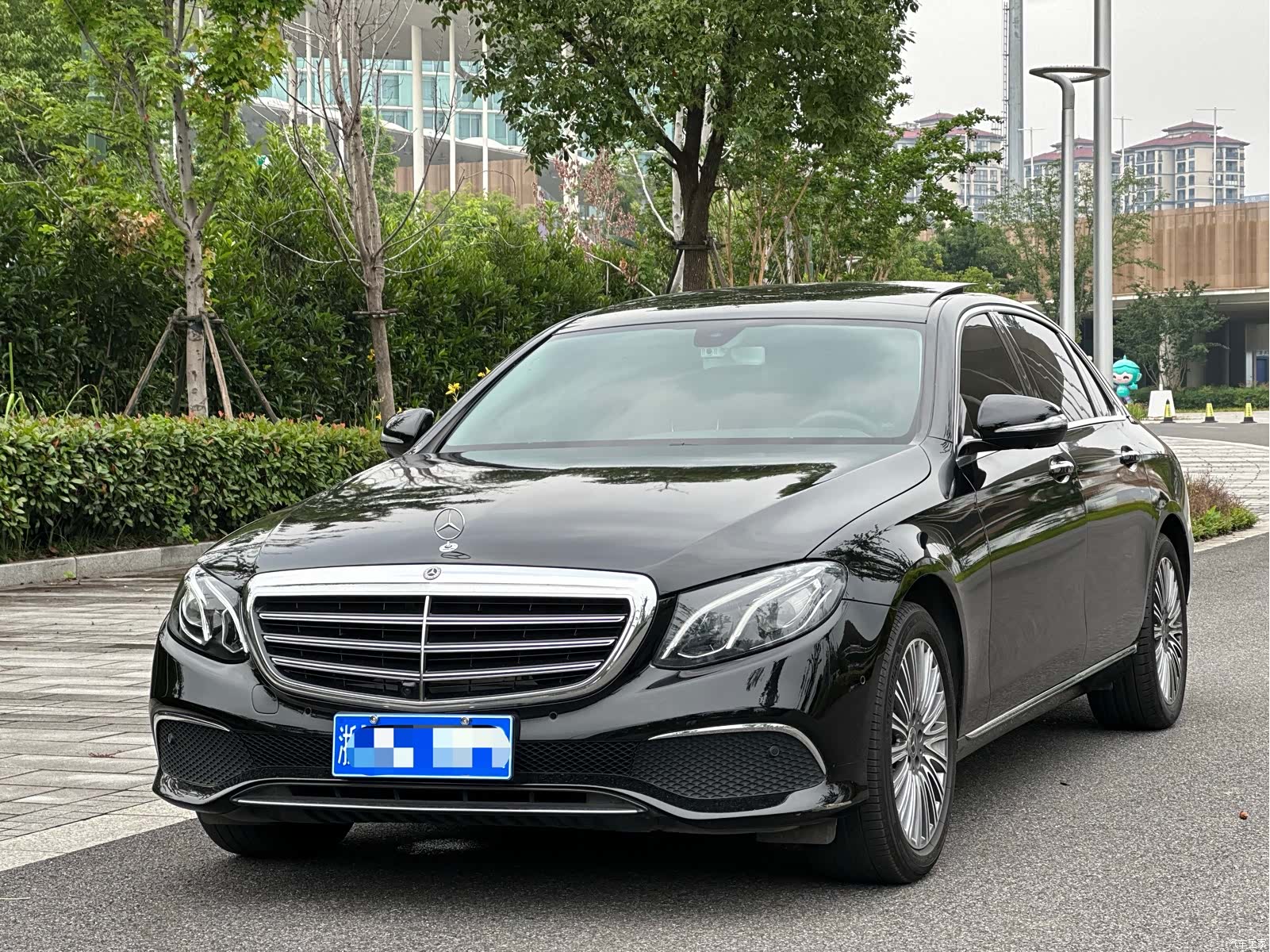 Mercedes-Benz E-Class, 2020 1