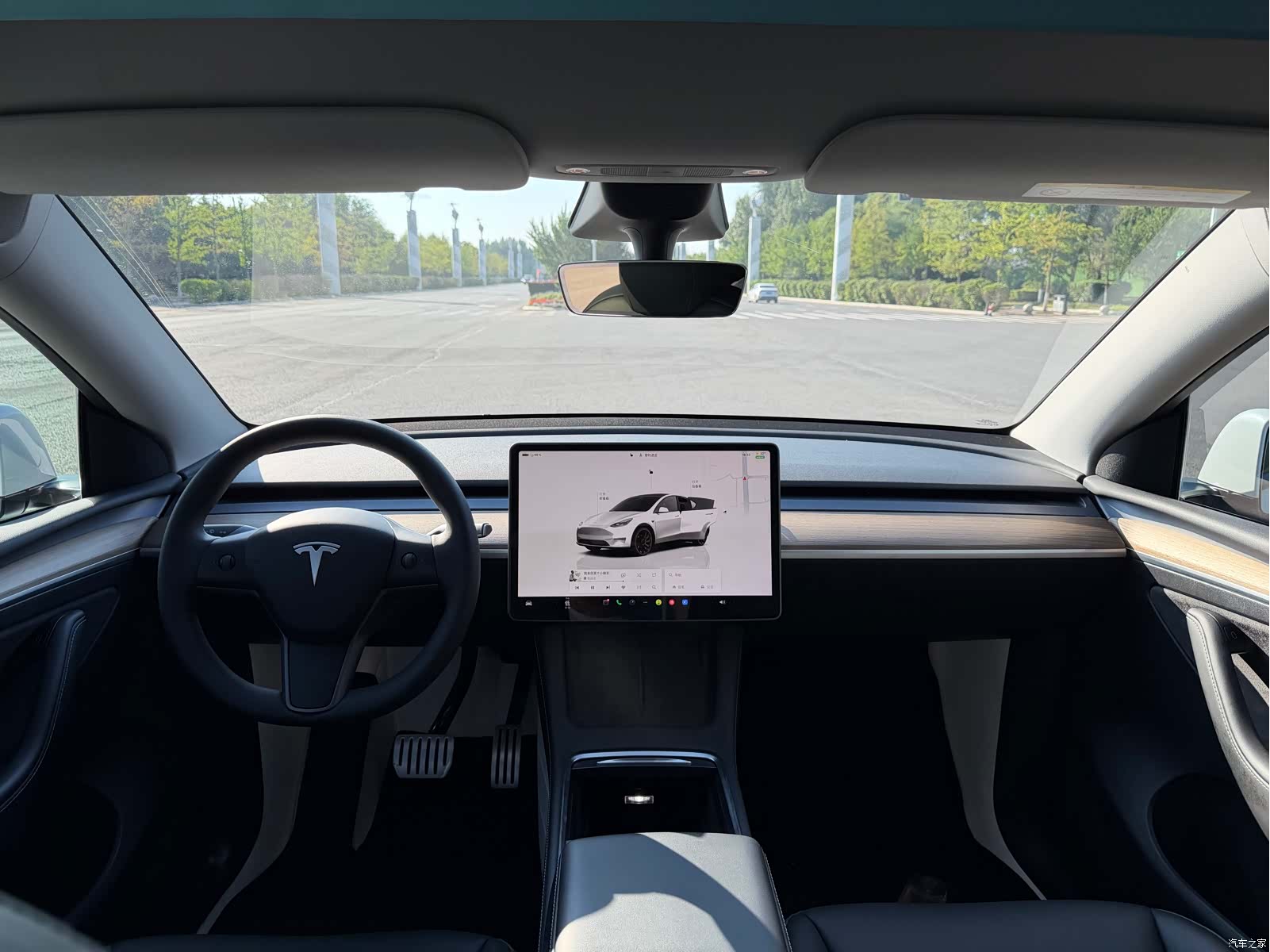 Tesla Model Y, 2022 6