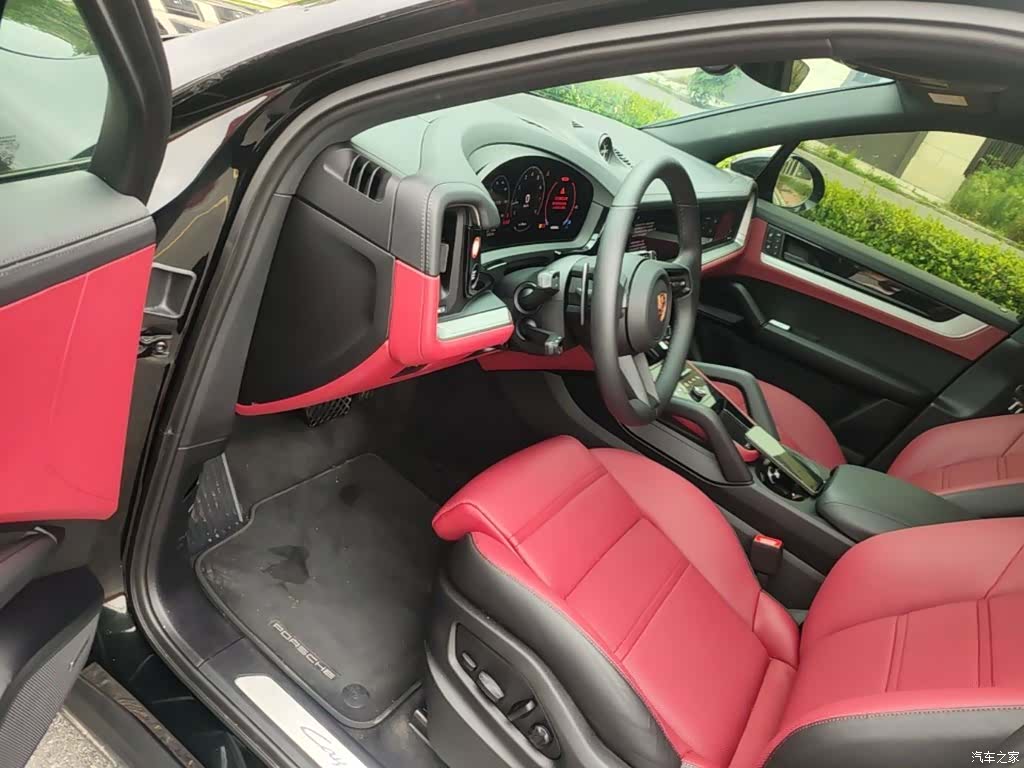 Porsche Cayenne, 2026 9