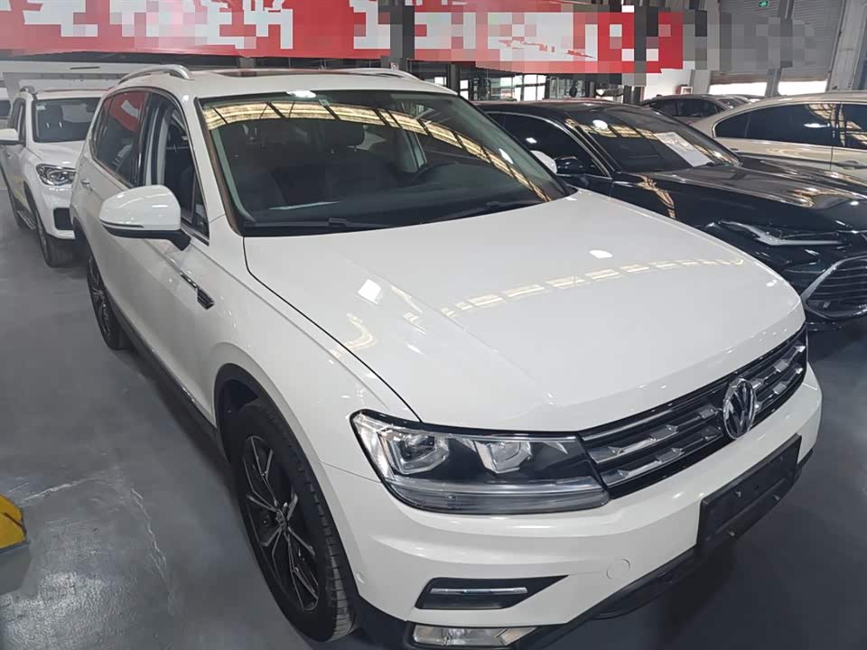 Volkswagen Tiguan L