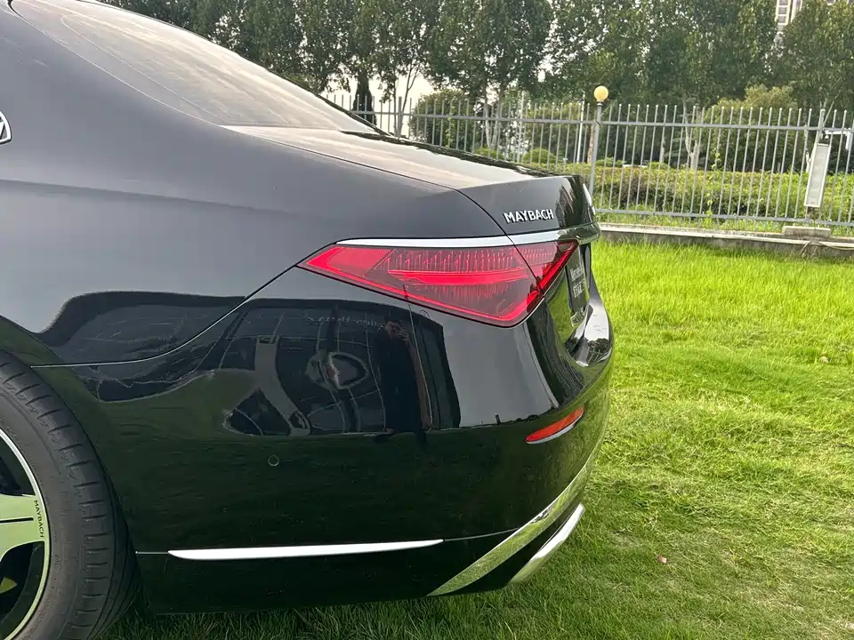 Mercedes-Benz Maybach S-class