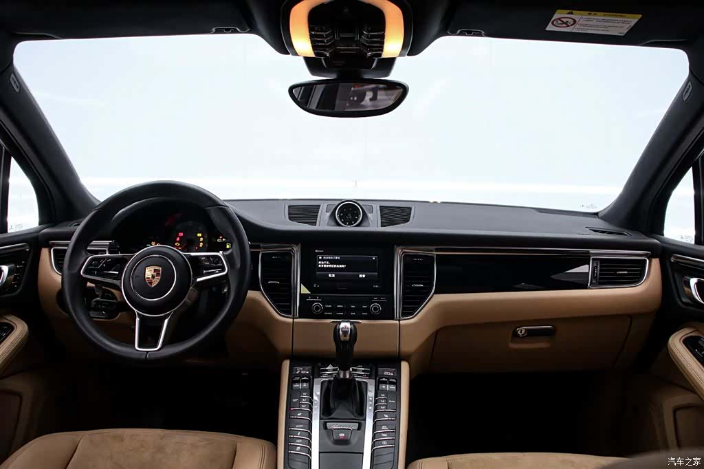 Porsche Macan, 2017 все фото