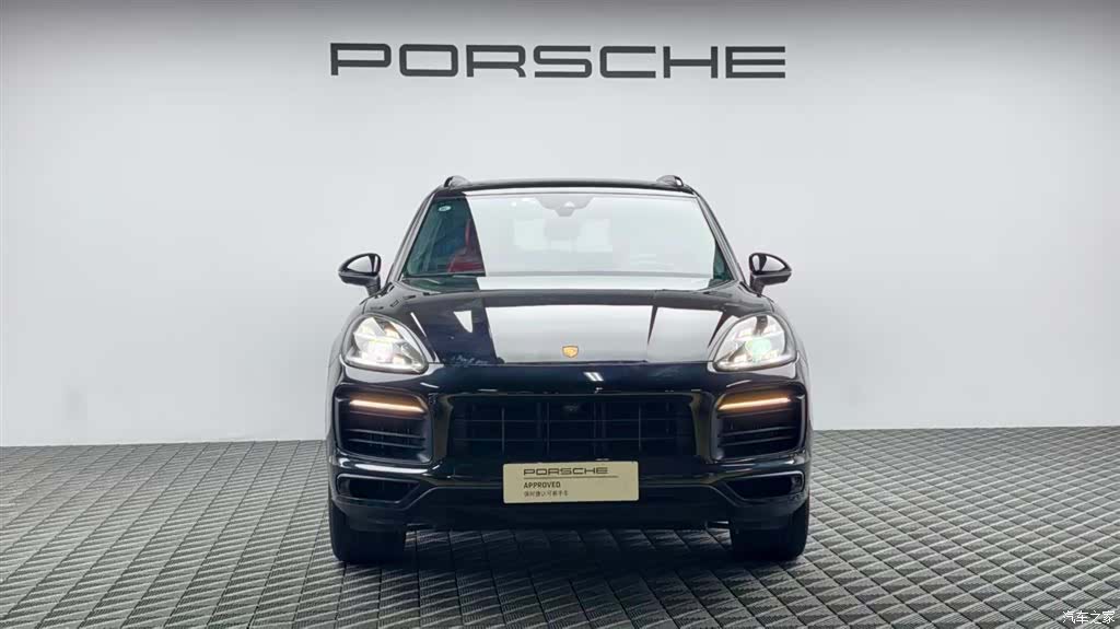 Porsche Cayenne, 2022 2