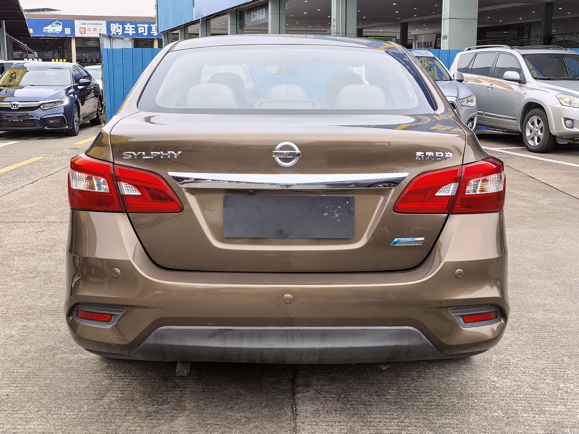Nissan Sylphy, 2016 все фото