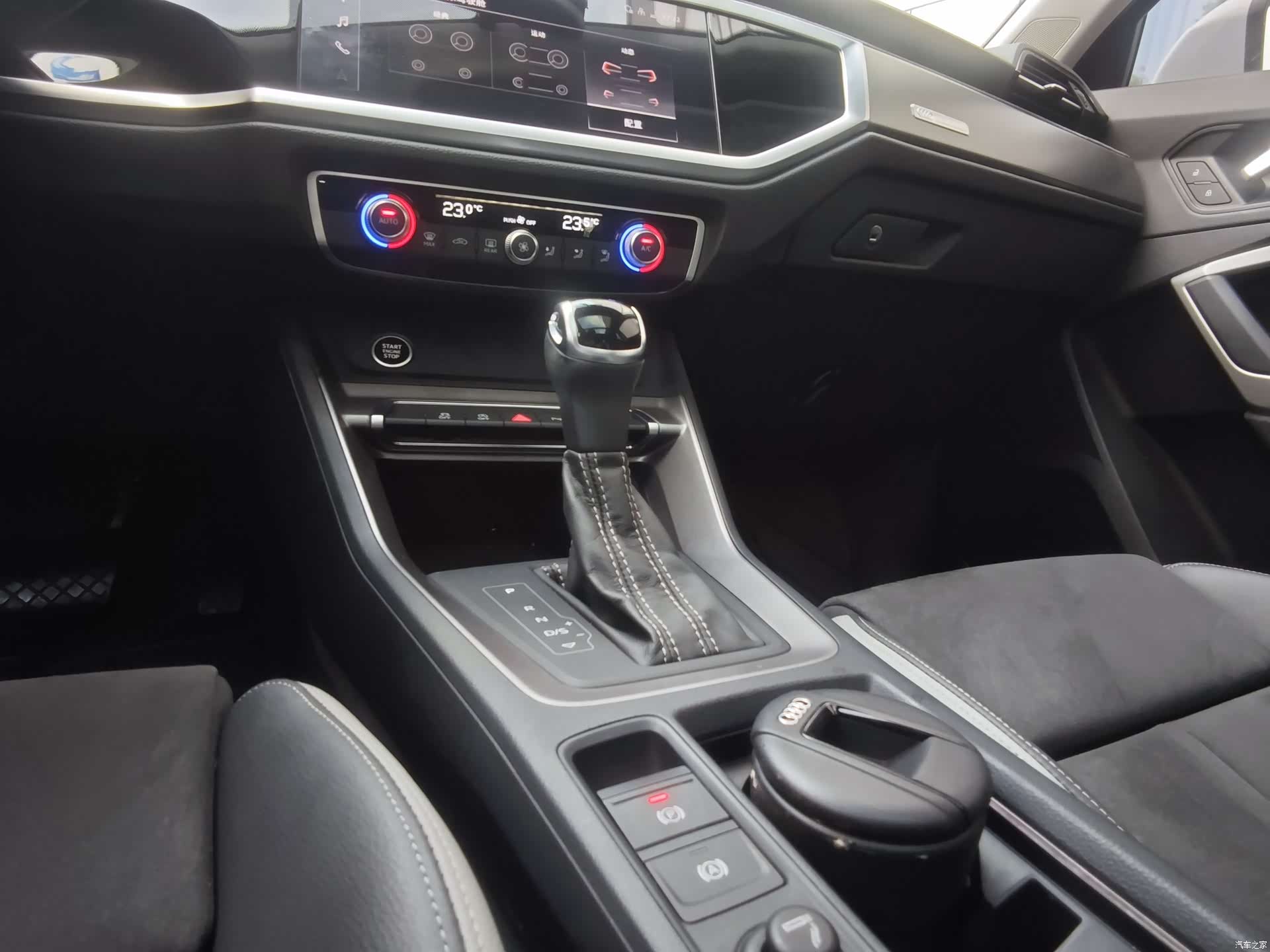 Audi Q3, 2022 12