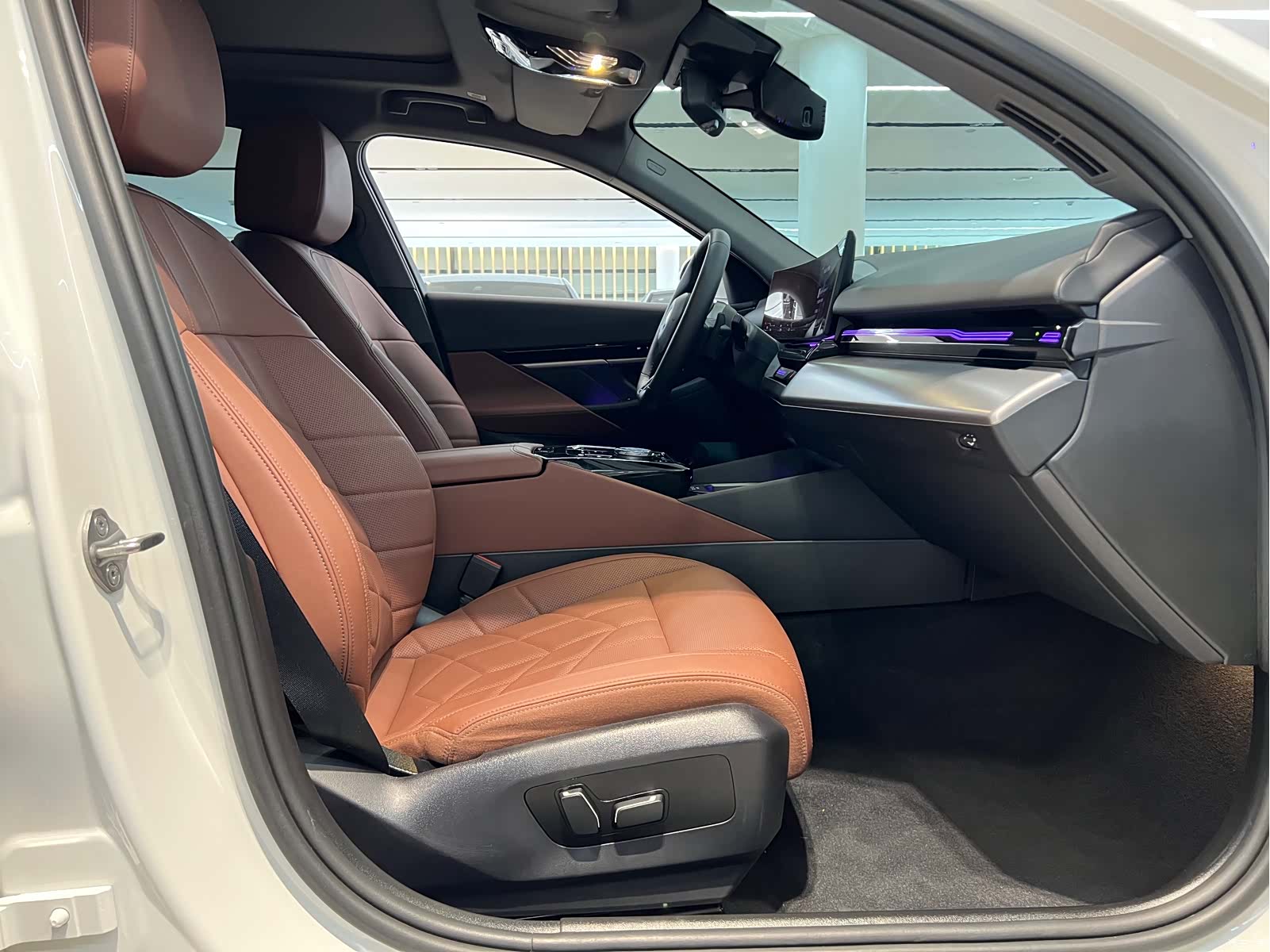 BMW 5 Series, 2024 6