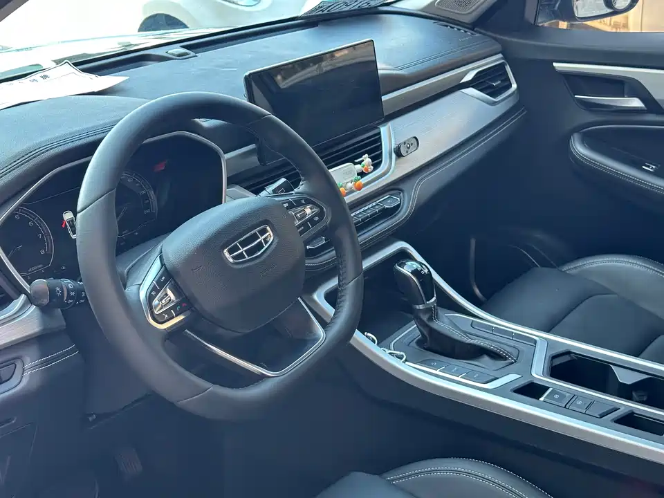 Geely Vision X6