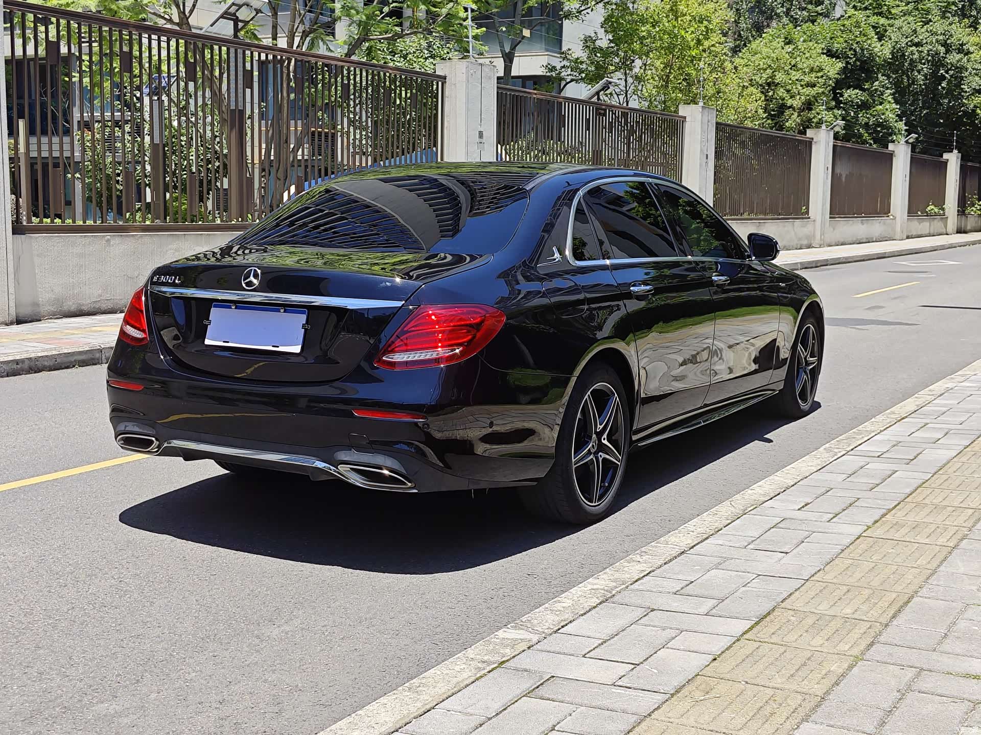 Mercedes-Benz E-Class, 2020 20