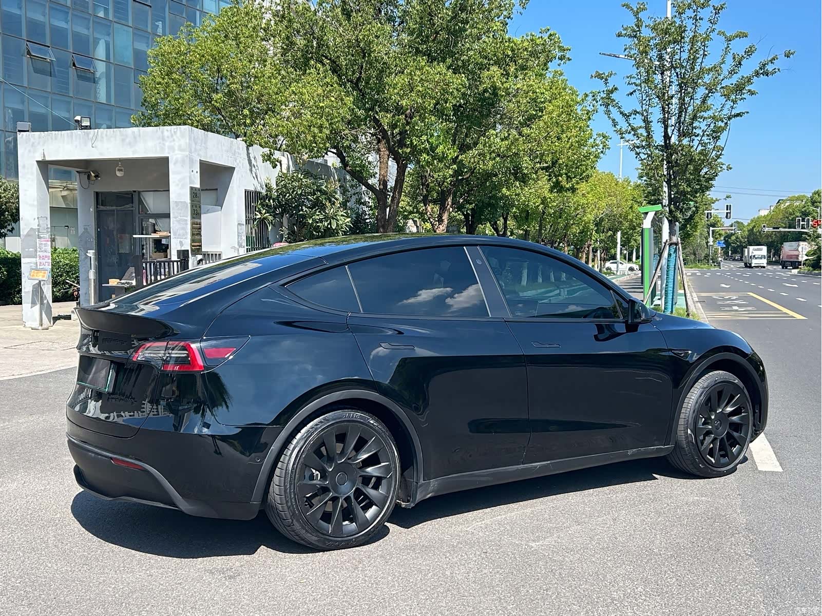 Tesla Model Y, 2021 8