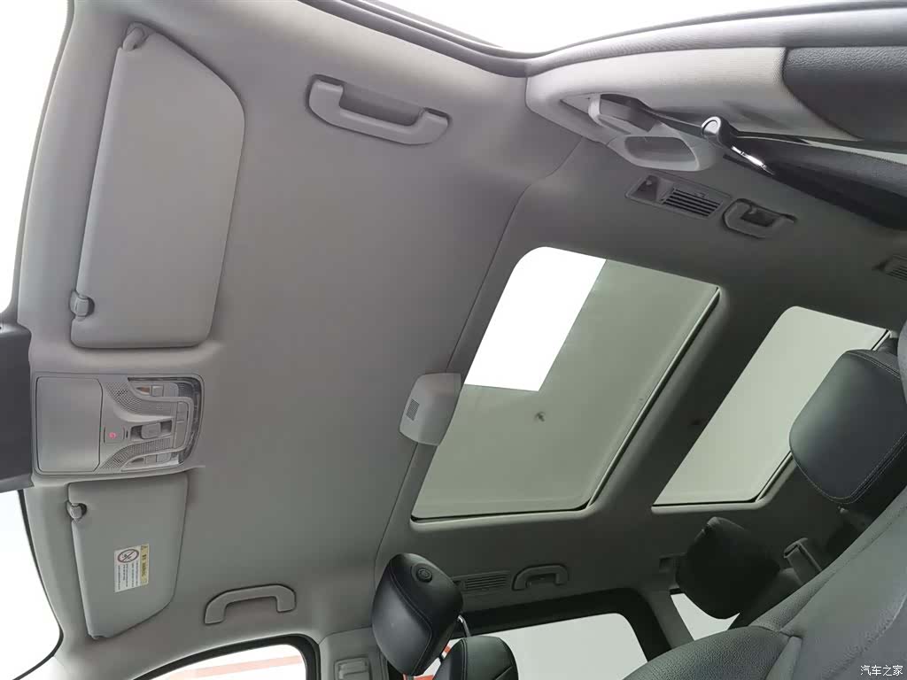 Mercedes-Benz V-Class, 2021 14