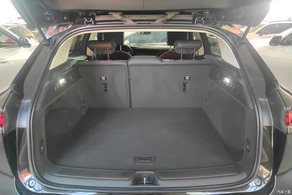 Buick Envision, 2023 4