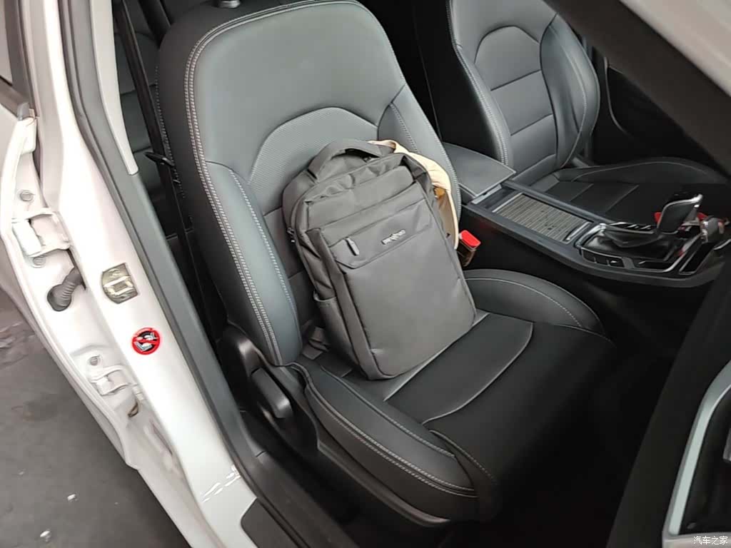 Geely Emgrand, 2019 25