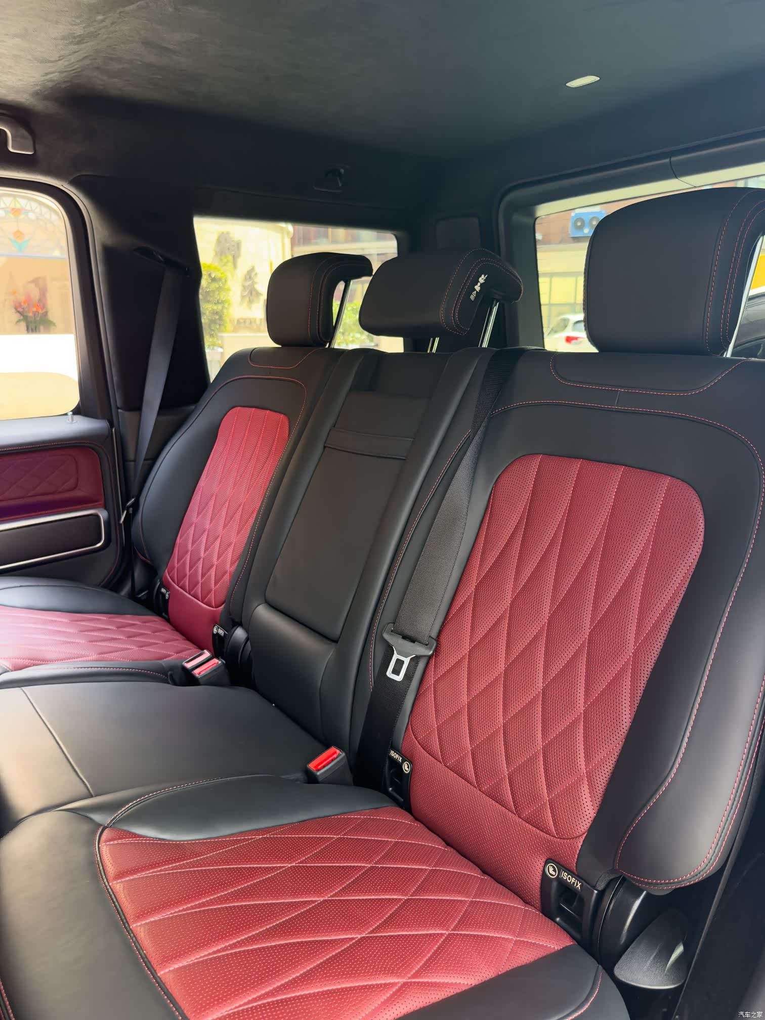 Mercedes-Benz G-Class, 2023 16