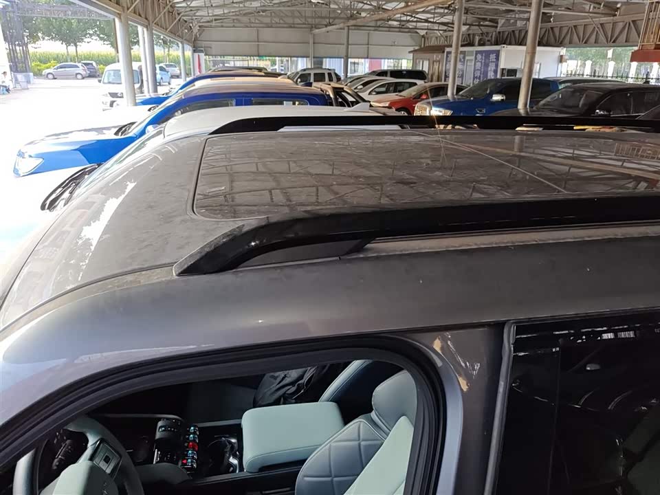 BYD Leopard 5 BYD Leopard 5