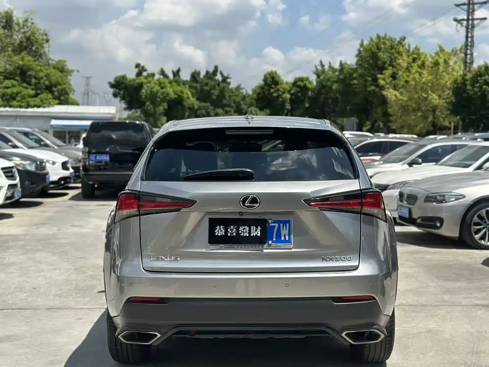 Lexus NX
