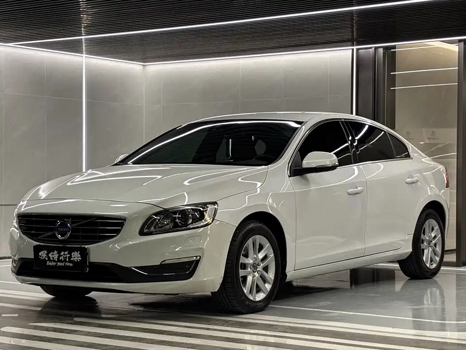 Volvo S60