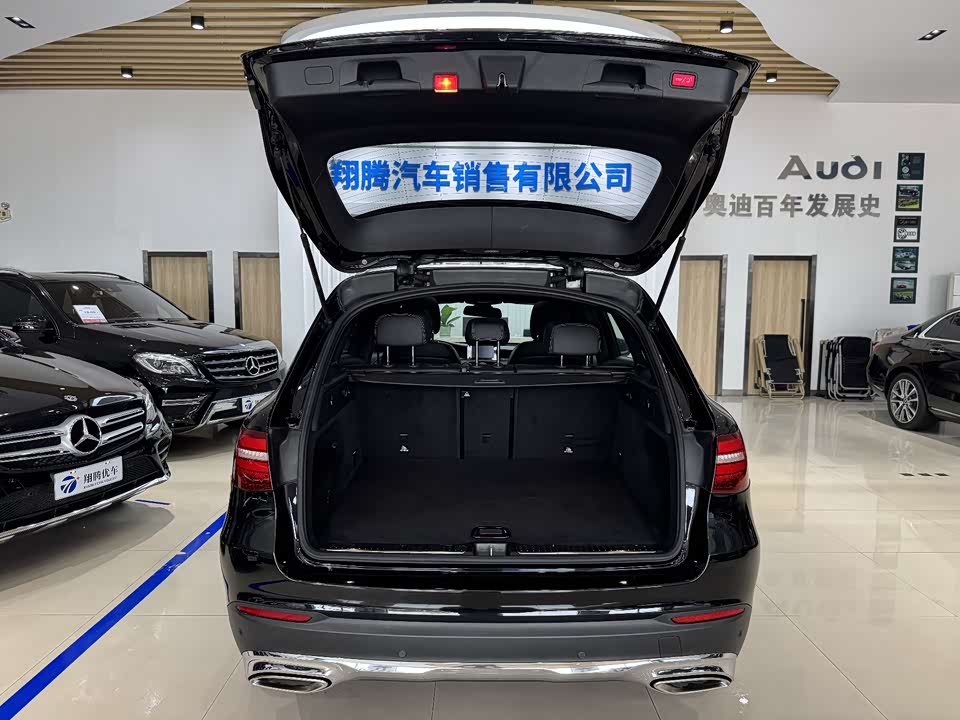 Mercedes-Benz GLC Mercedes-Benz GLC