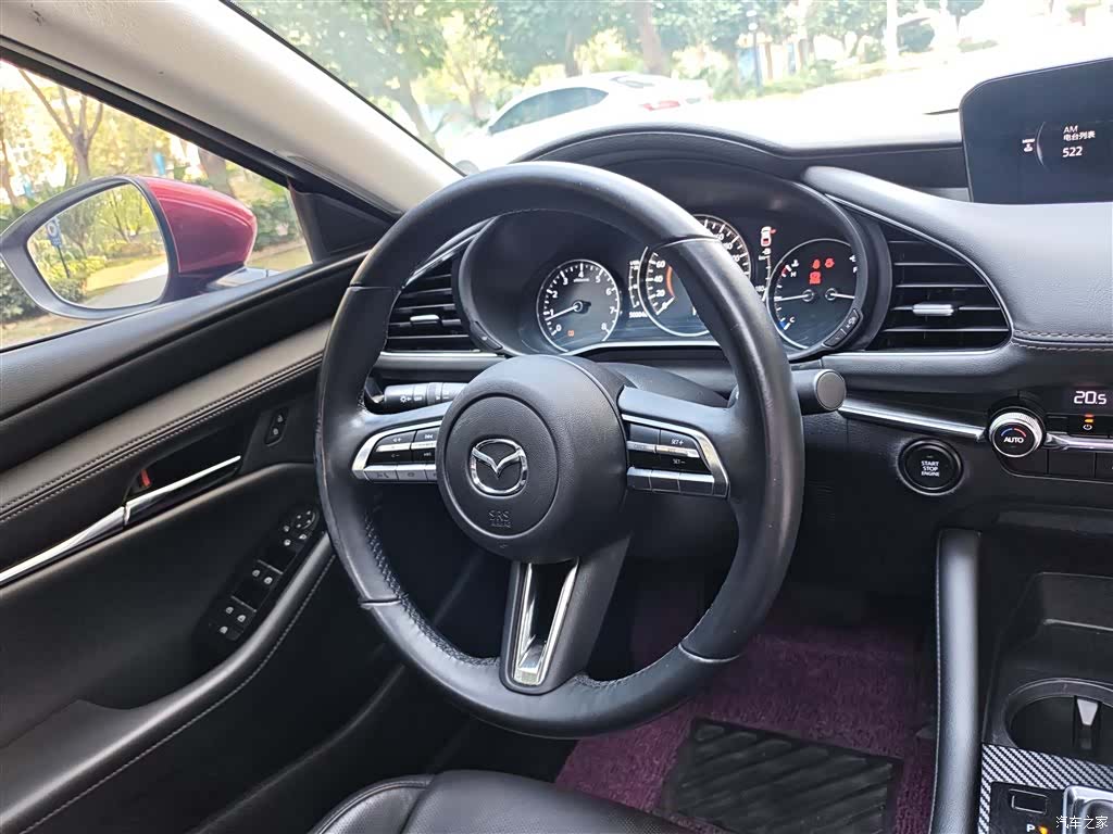 Mazda Mazda3, 2021 10