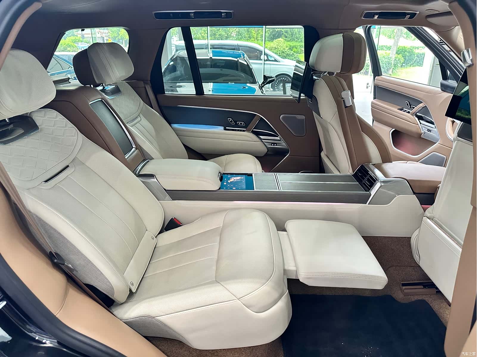 Land Rover Range Rover, 2024 15