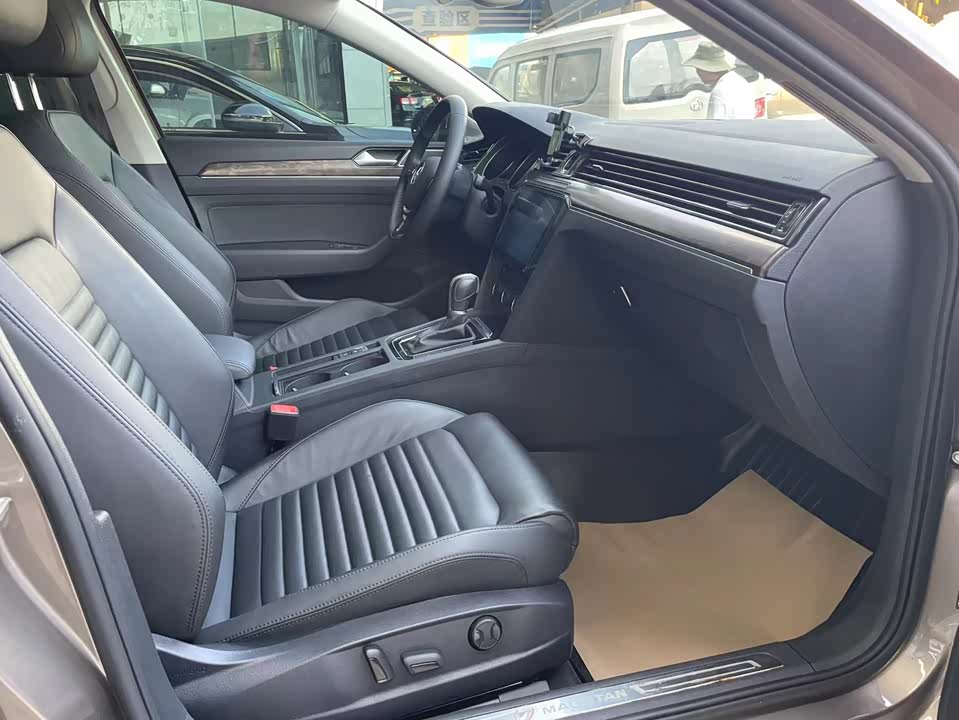 Volkswagen Magotan
