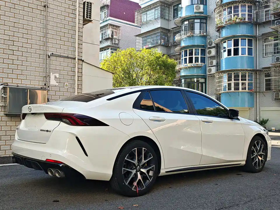 Trumpchi Shadow Leopard