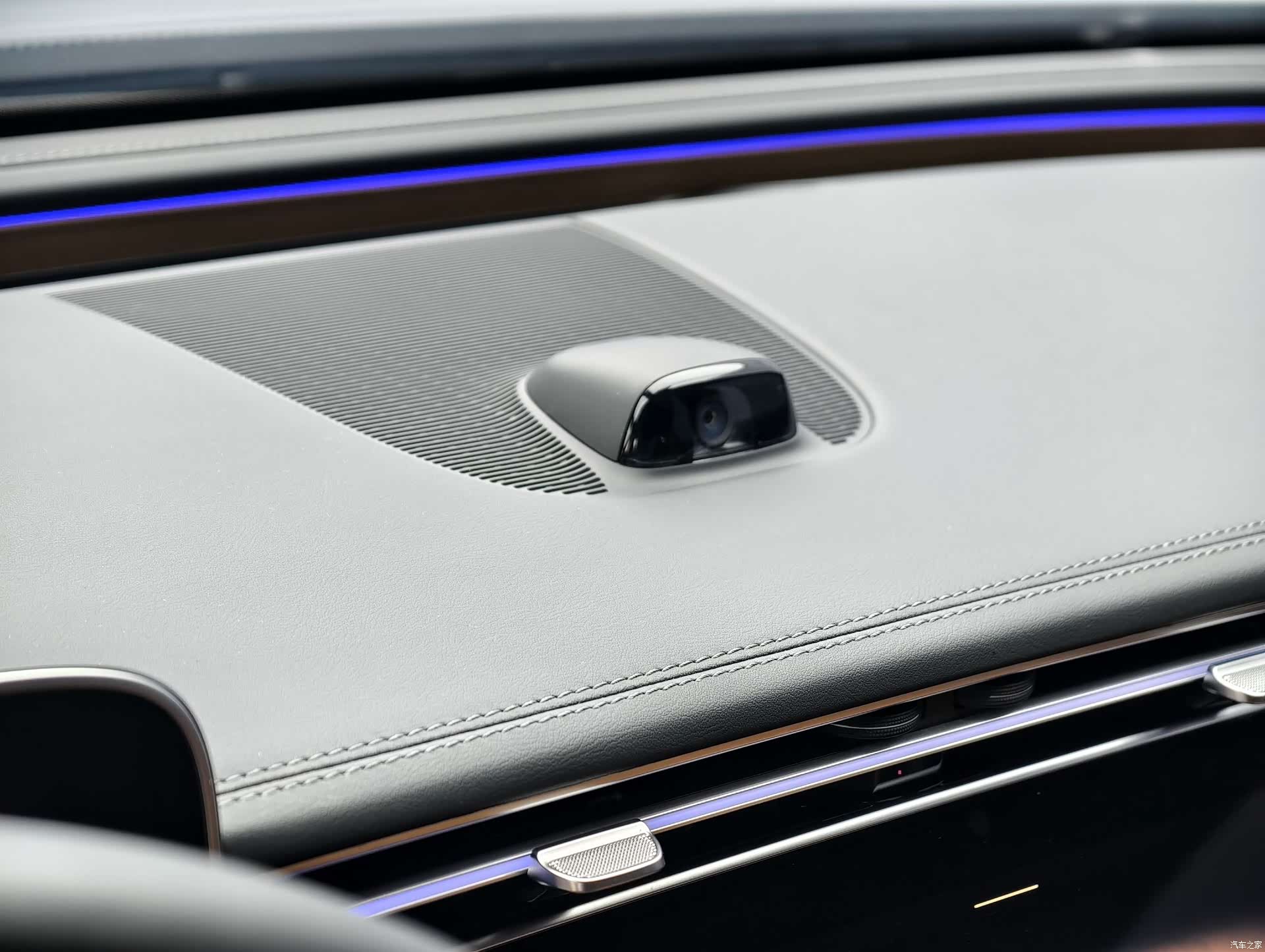 Mercedes-Benz E-Class, 2024 9