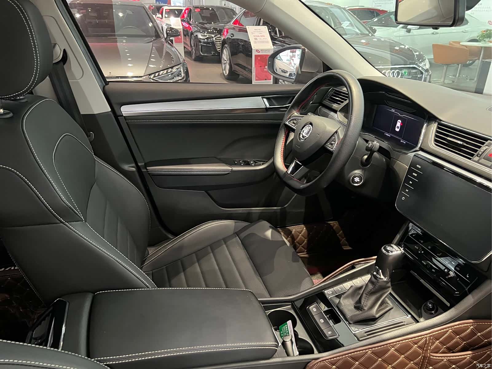 Skoda Superb, 2023 8