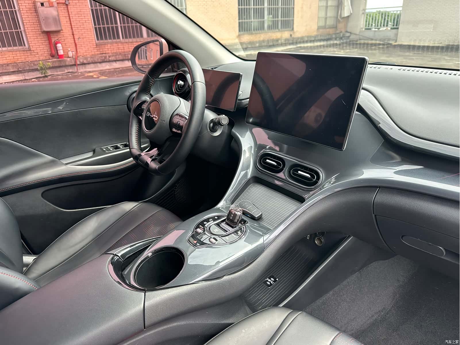 BYD E2, 2023 13