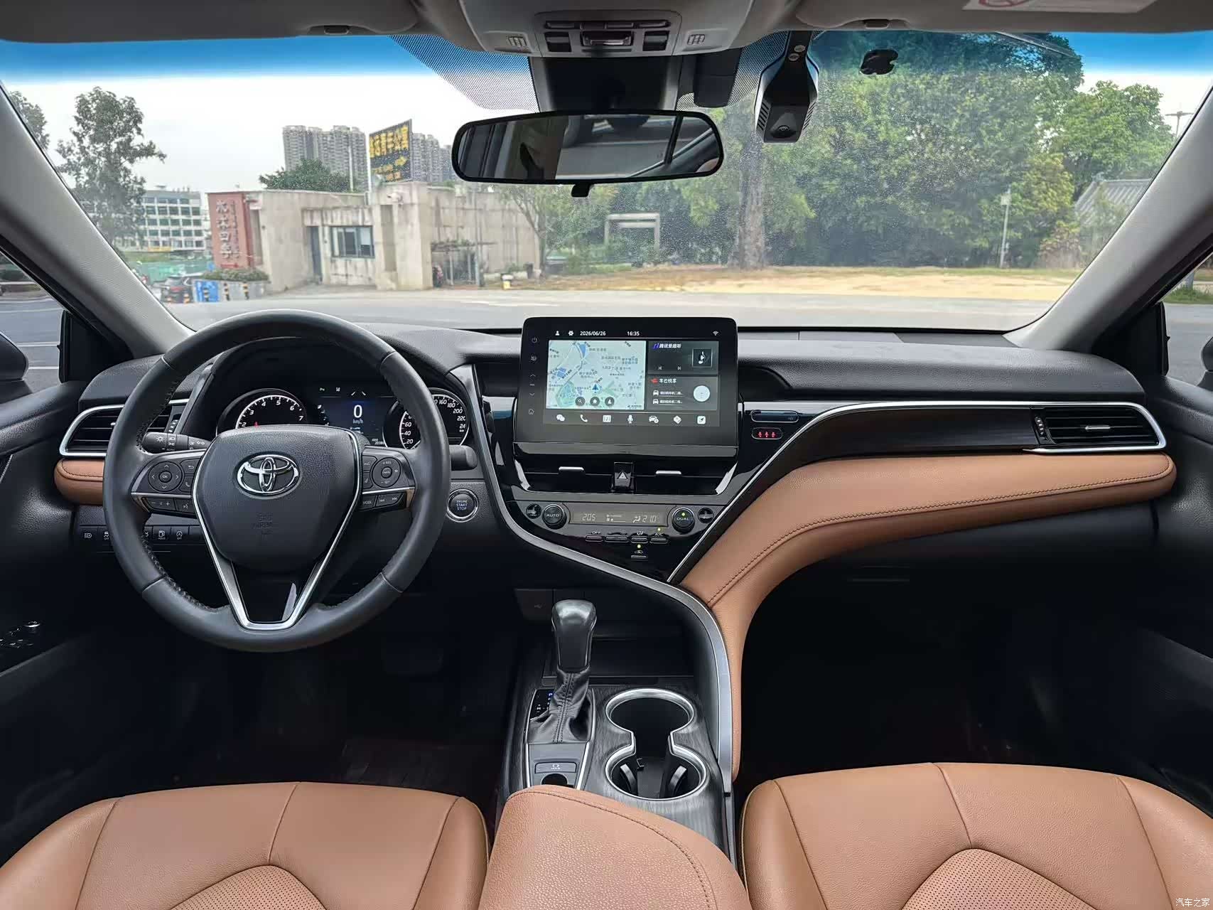 Toyota Camry, 2021 7