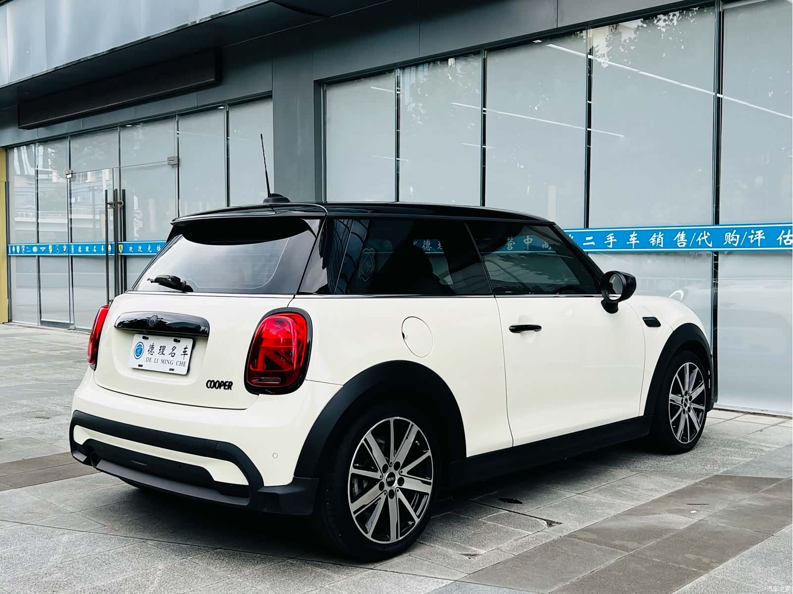 Mini Cooper, 2022 11