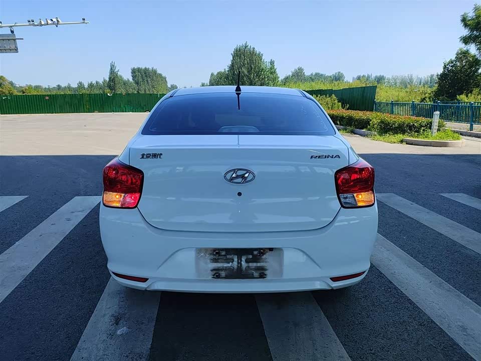 Hyundai Rena