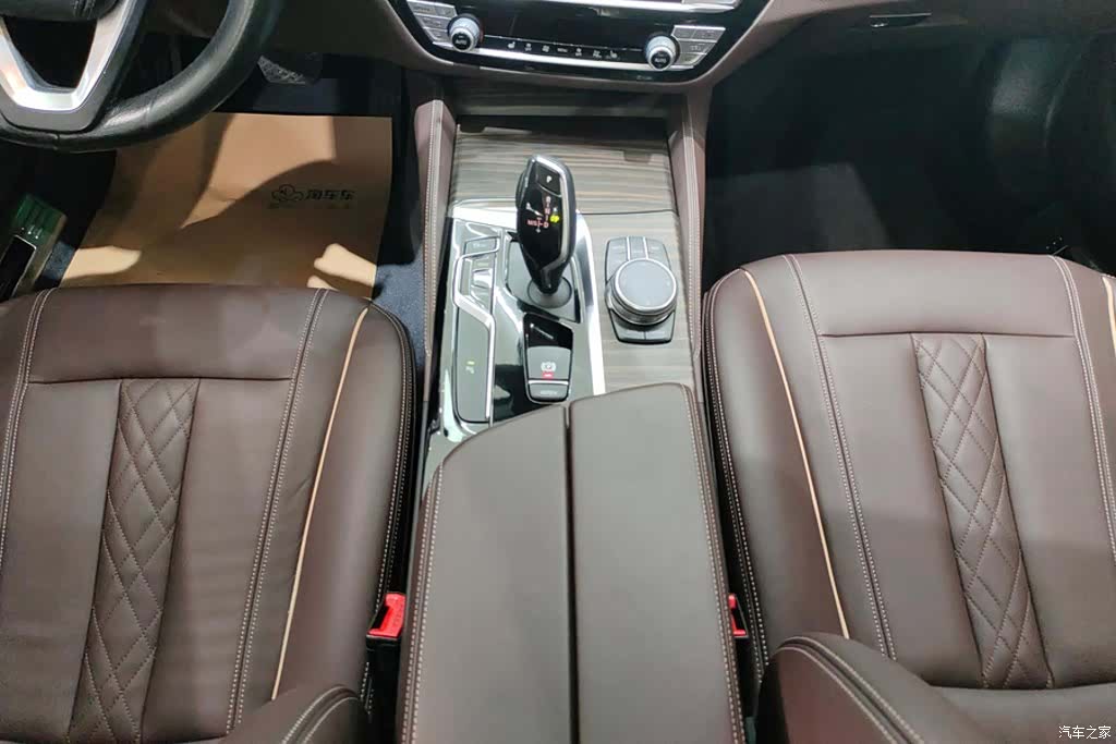 BMW 5 Series, 2018 16
