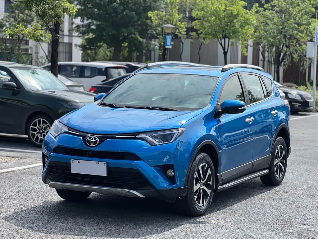 Toyota RAV4 2016 2.0L CVT V