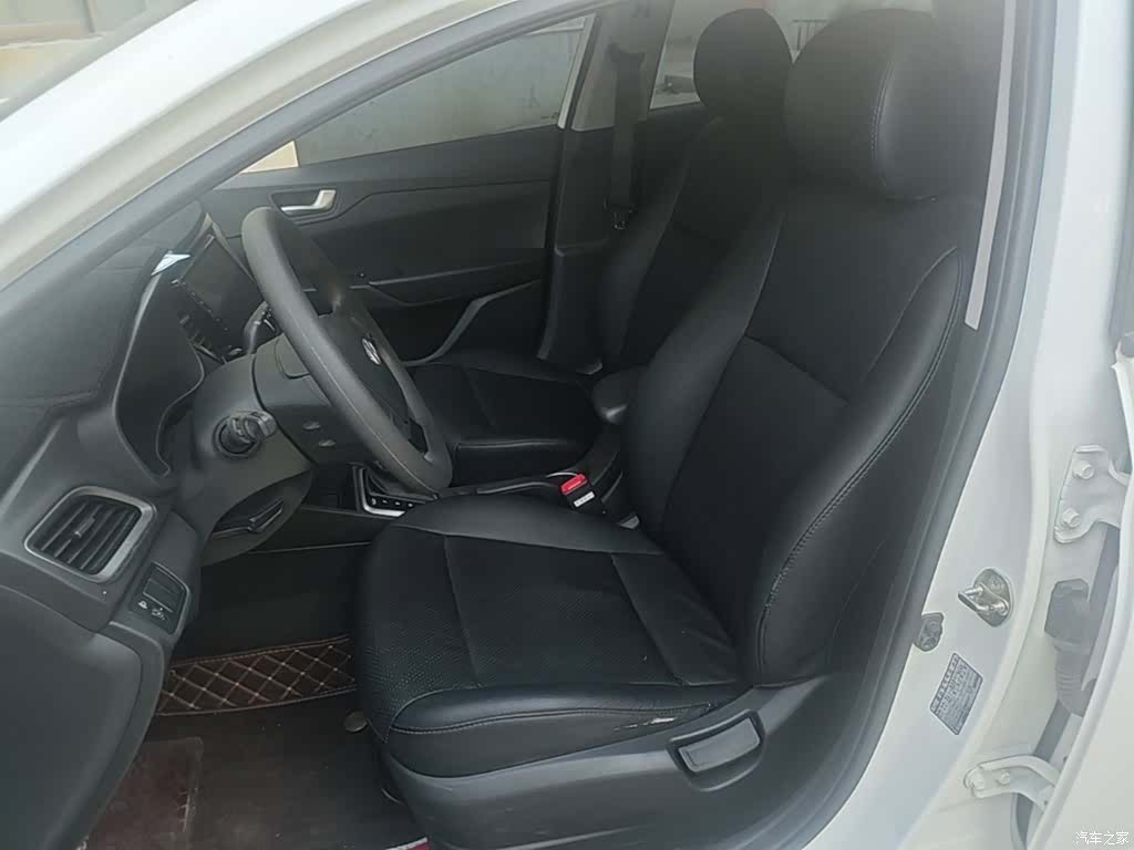 Hyundai GLS, 2017 15