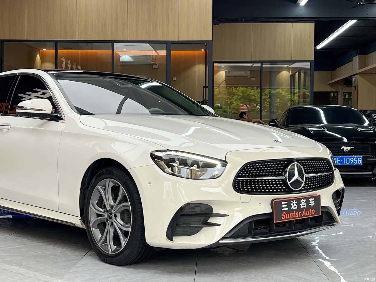 Mercedes-Benz E-Class, 2021 10