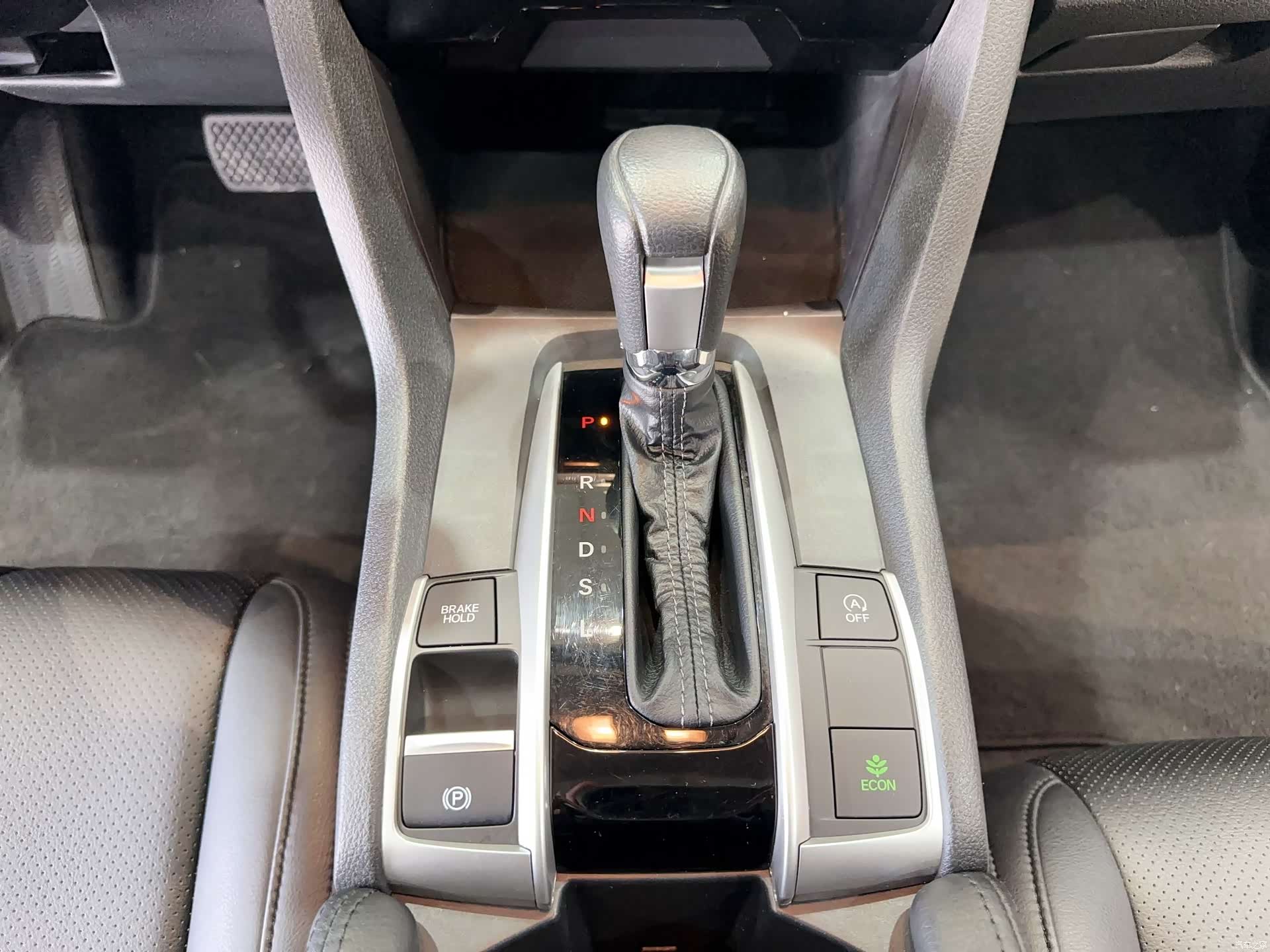 Honda Civic, 2019 16