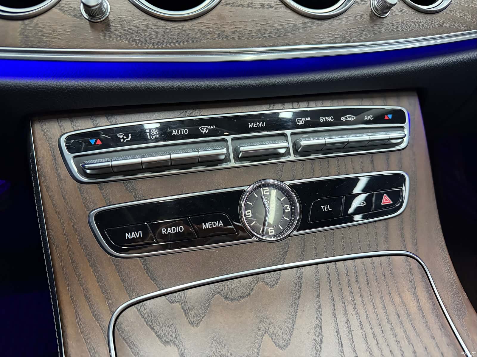 Mercedes-Benz E-Class, 2018 22