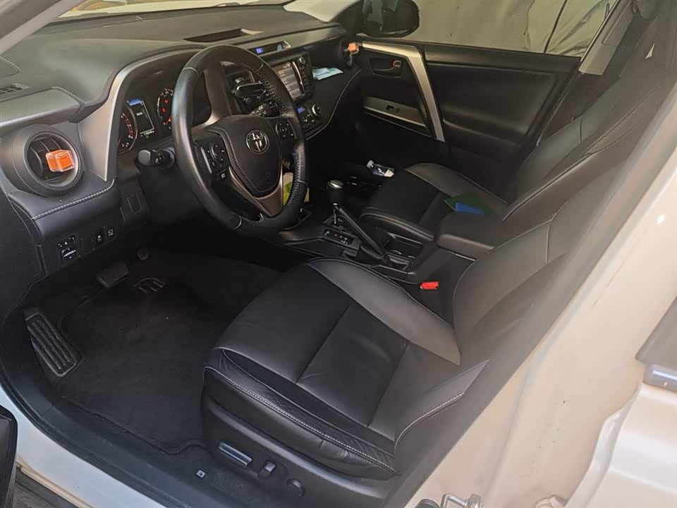 Toyota RAV4 Rongfang