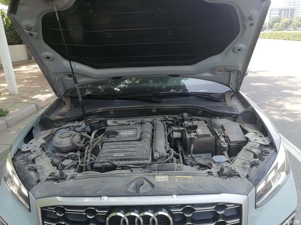 Audi Q2L, 2022 20