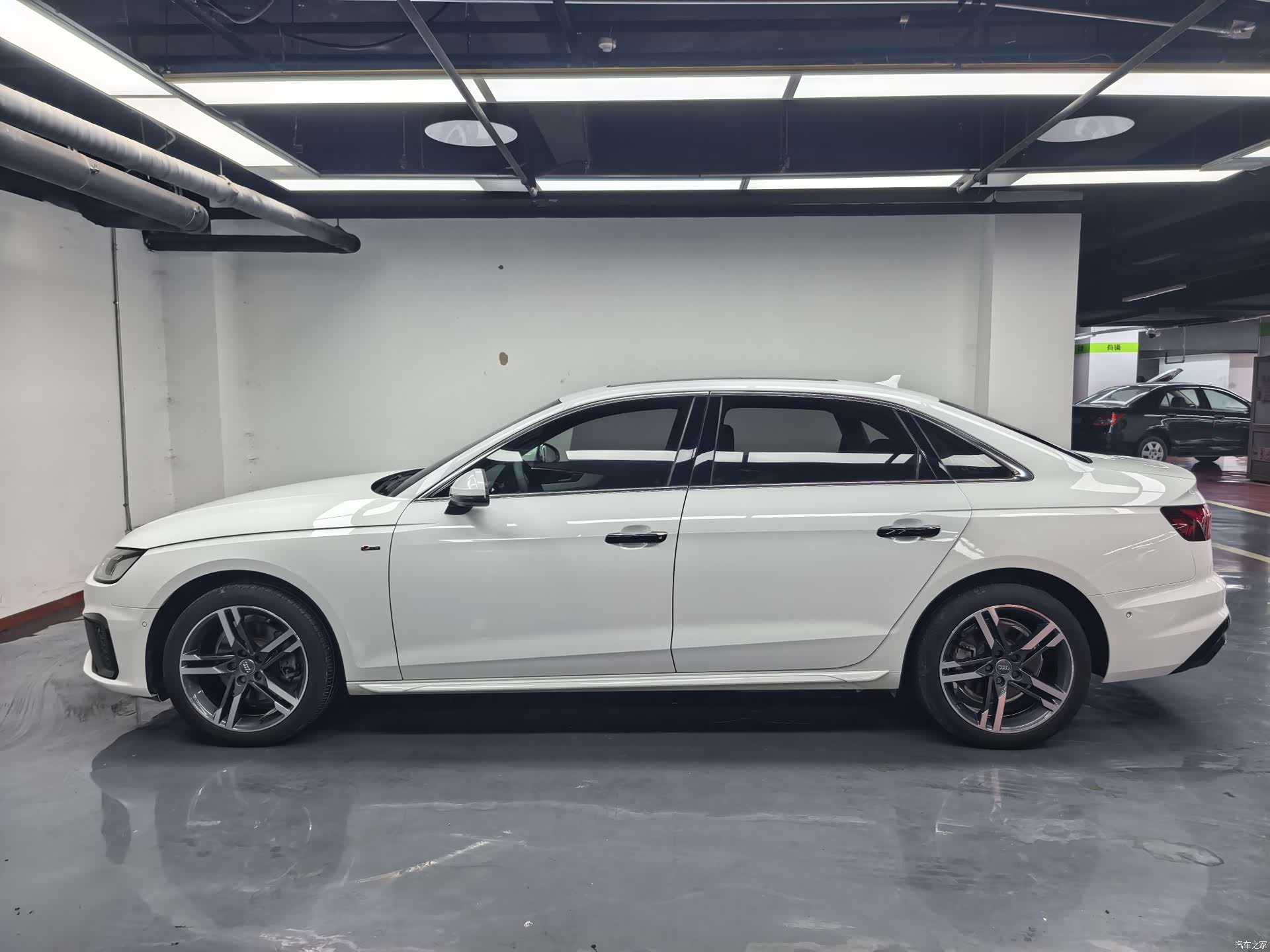 Audi A4L, 2020 9