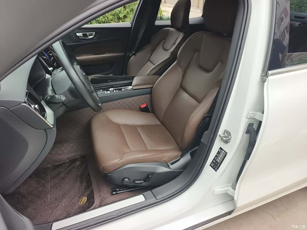 Volvo S60, 2020 11