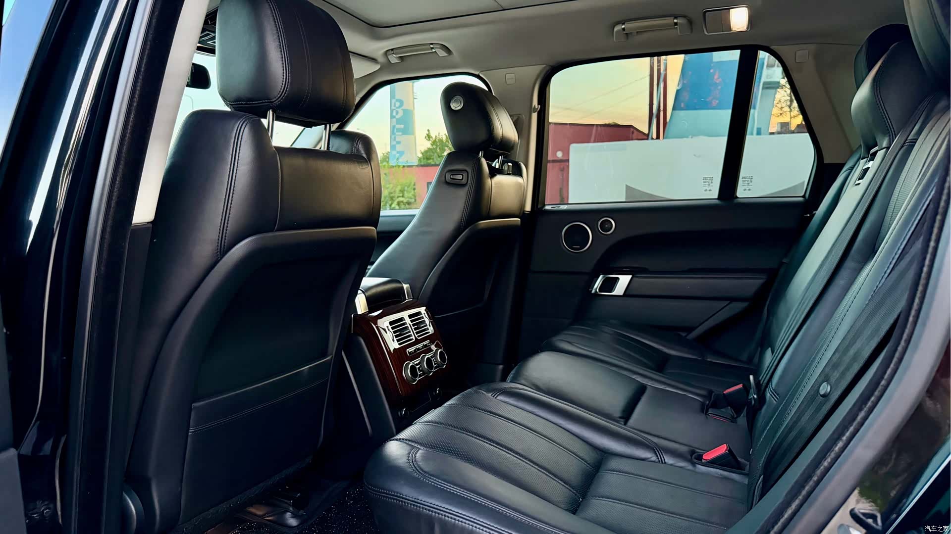 Land Rover Range Rover, 2015 8