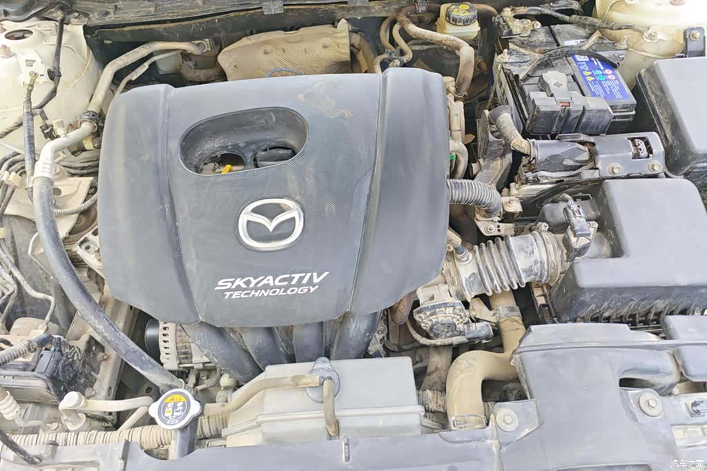 Mazda Mazda3, 2017 10